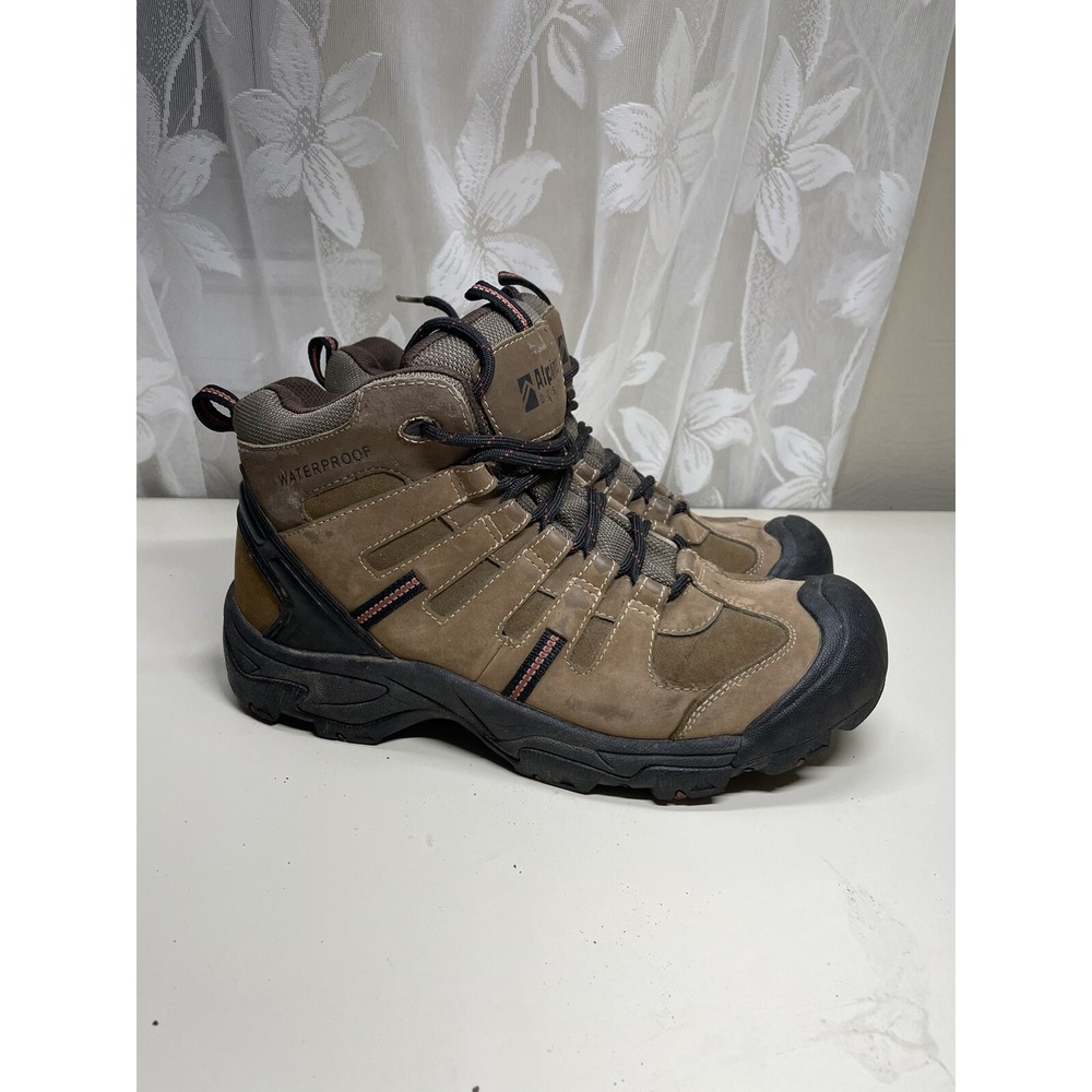 Alpine Design Waterproof Men's Brown Leather Boots Size 9 # 025253900